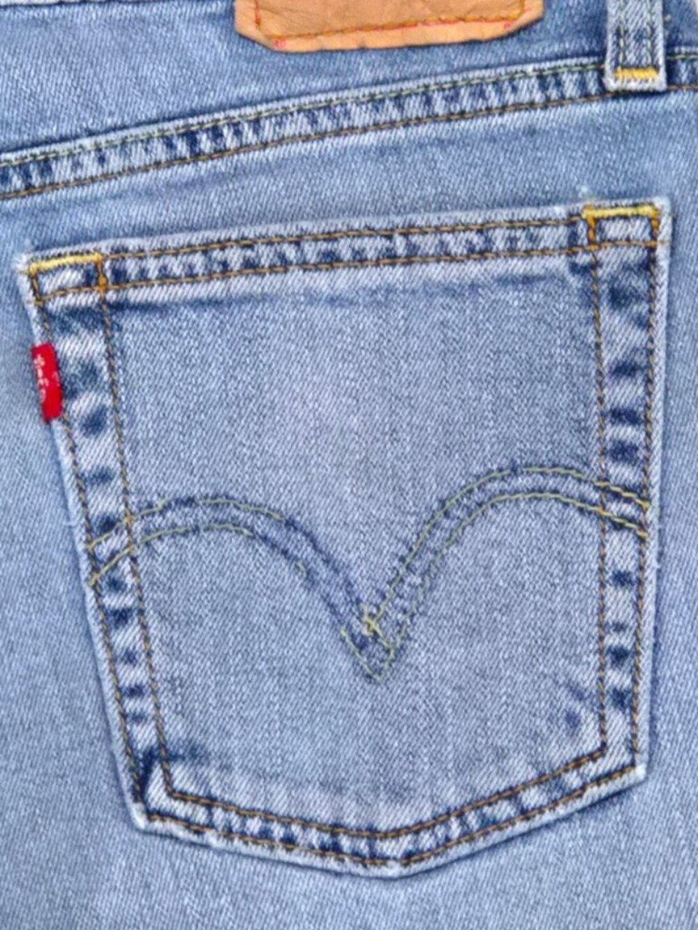 Women's Junior Jeans SIZE 5M 30X31 Low Rise LEVI'S Low Rise Y2K Light Wash - Picture 11 of 15